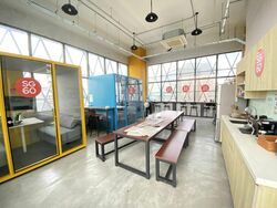 Ct Hub 2 (D12), Office #609035661